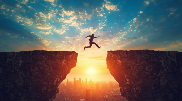 【年収アップ】外国人材が日本でキャリアアップするための3つの戦略（建設・電気設備業界編）